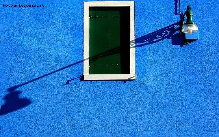 la finestra nel blu...