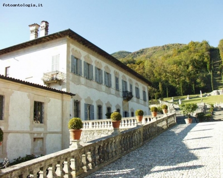 Villa Della Porta-Bozzolo, serie di oltre 100 sc.