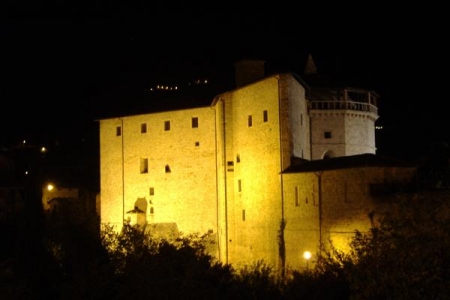 Ascoli Piceno - Forte Malatesta in notturno