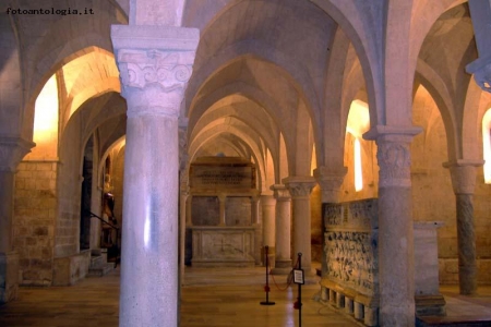 Osimo - La cripta del Duomo