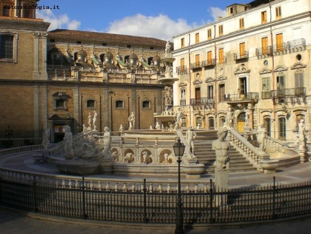 Piazza Vergogna (Fontana Pretoria) Palermo