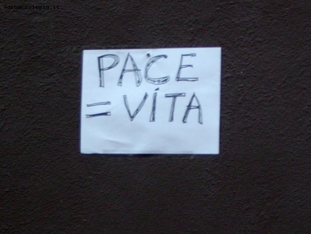 Pace = Vita