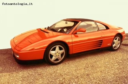 Ferrari "old style" ma sempre bella