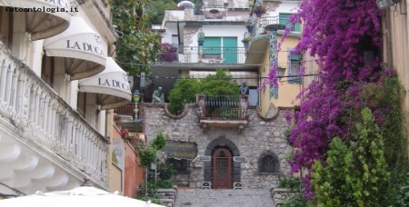 per le vie di Taormina