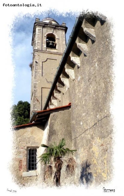 Particolare della torre campanaria Chiesa Stazzema