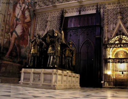 La tomba di Cristoforo Colombo