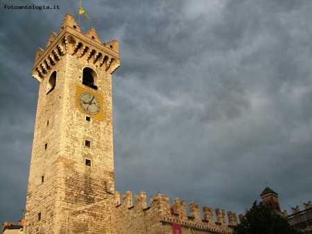 un raggio sul castello