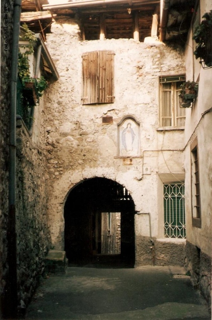 scorcio del vecchio paese