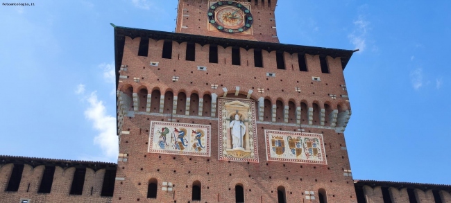 Milano - Castello Sforzesco , foto di rosariov