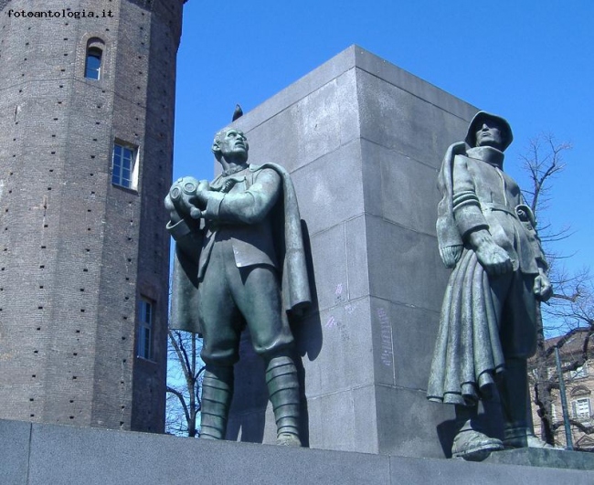 Torino - Monumento ad Emanuele Filiberto, duca dAosta