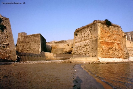 Otranto - Veduta parziale del Castello