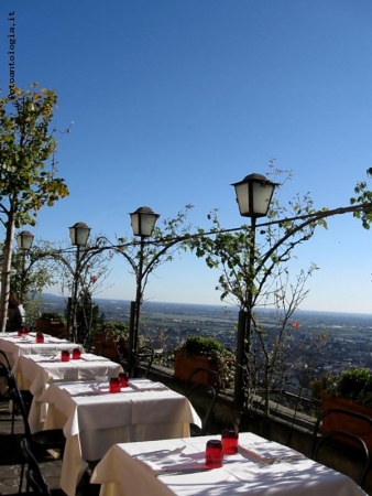 terrazza sulla valle