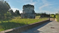 Foto Precedente: Ravenna - Mausoleo di Teodorico