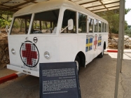 Prossima Foto: Yad Vaschem Gerusalemme Ambulanza Croce Rossa