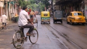 Foto Precedente: vari mezzi di trasporto a Calcutta