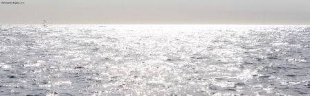Prossima Foto: ..la luce gioca con il mare..