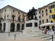 Foto Precedente: Salò - Piazza della Vittoria