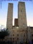Prossima Foto: le twin tower del medioevo