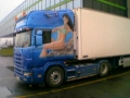 Prossima Foto: donna su camion